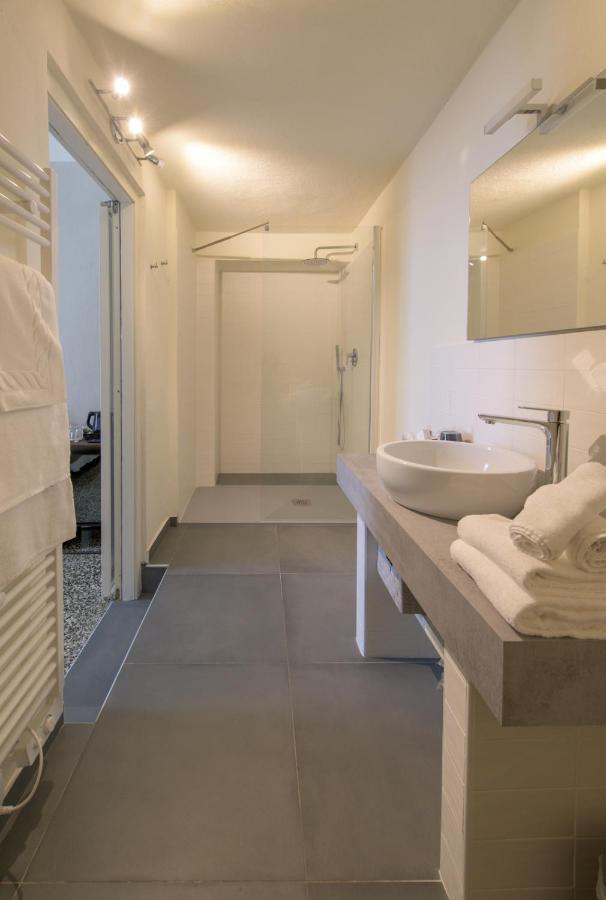 Palazzo Sertorio Suites Гави Екстериор снимка