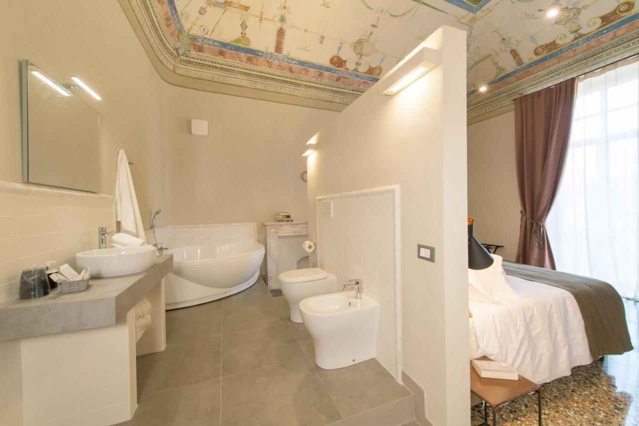 Palazzo Sertorio Suites Гави Екстериор снимка