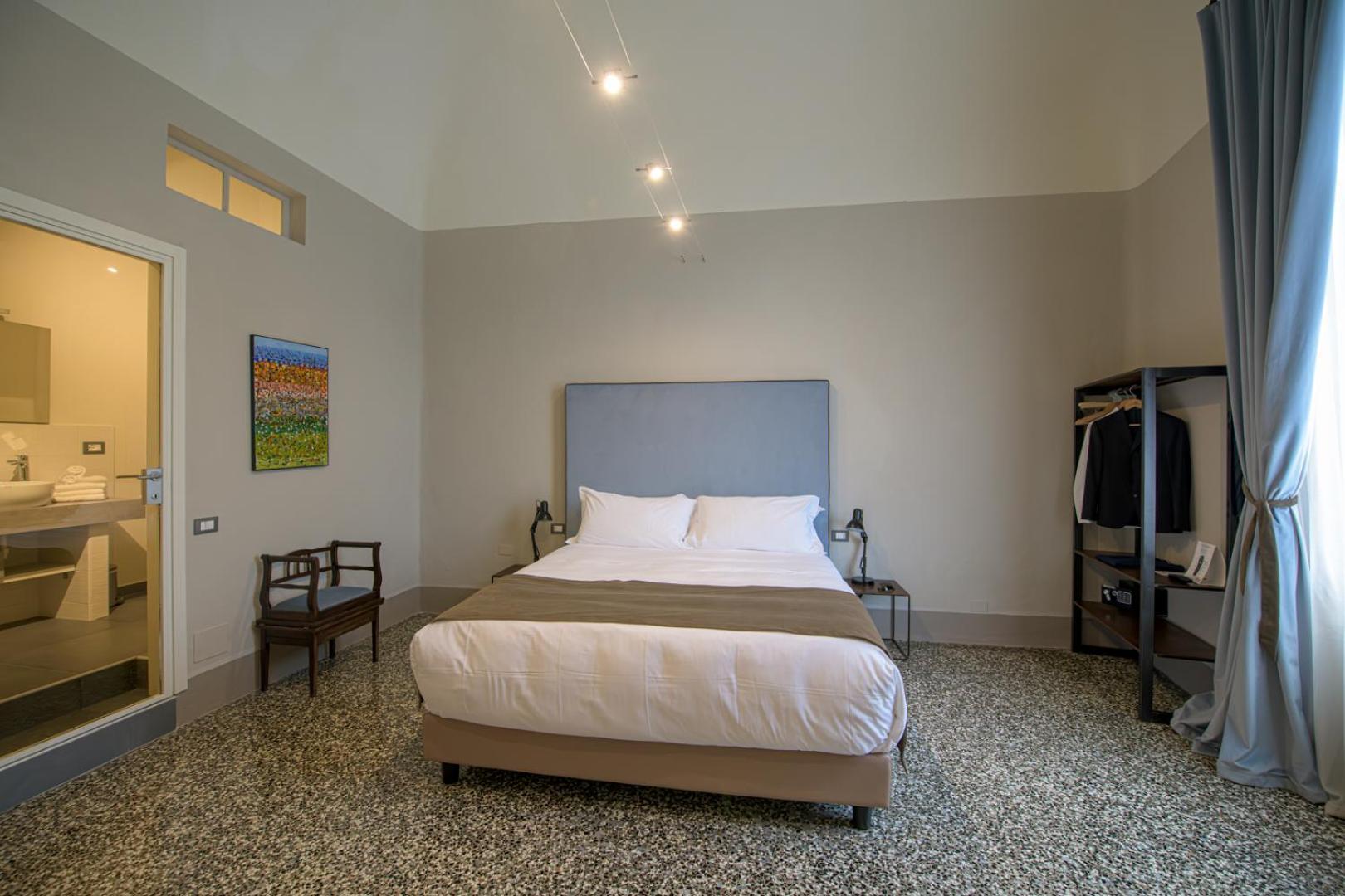 Palazzo Sertorio Suites Гави Екстериор снимка