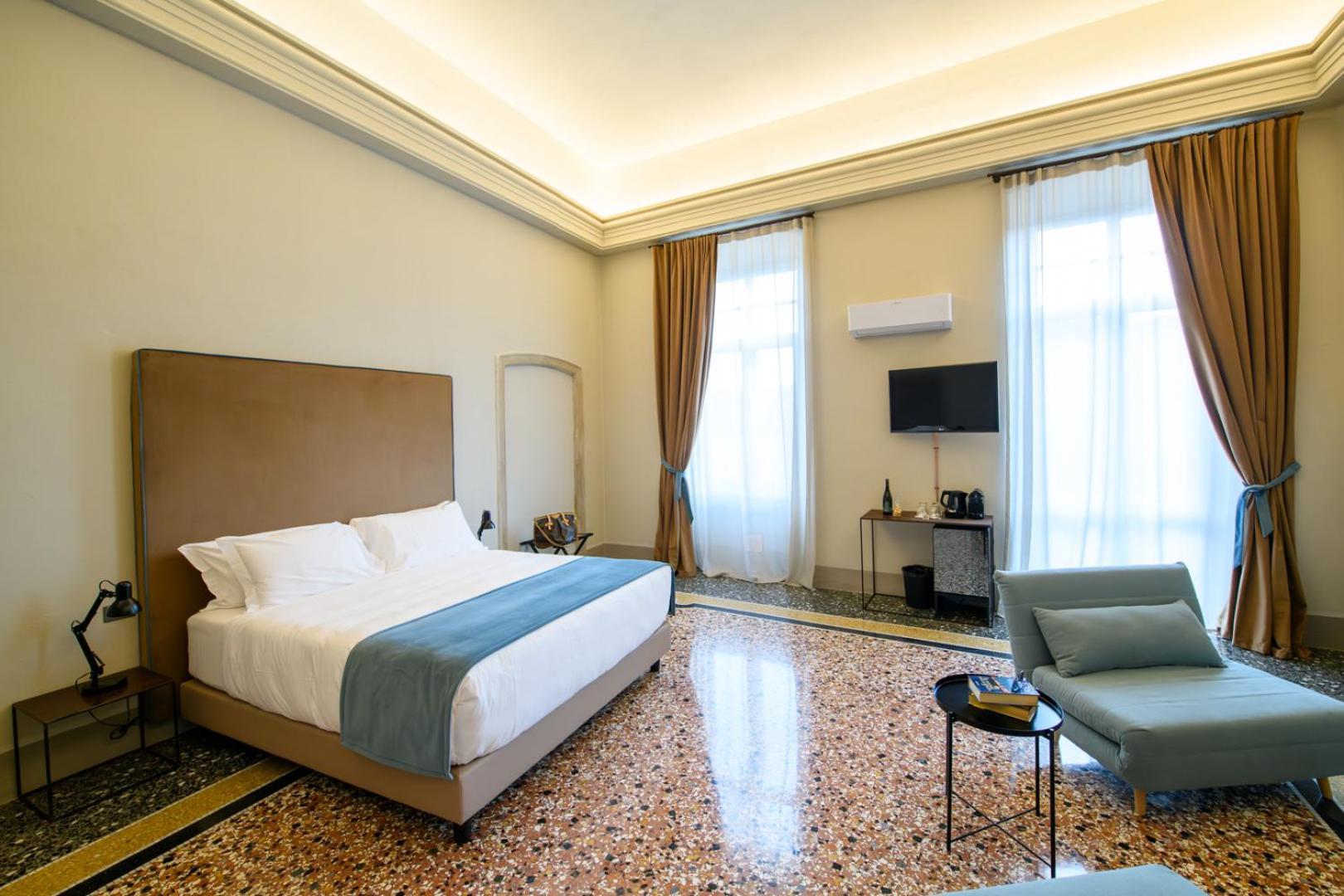 Palazzo Sertorio Suites Гави Екстериор снимка