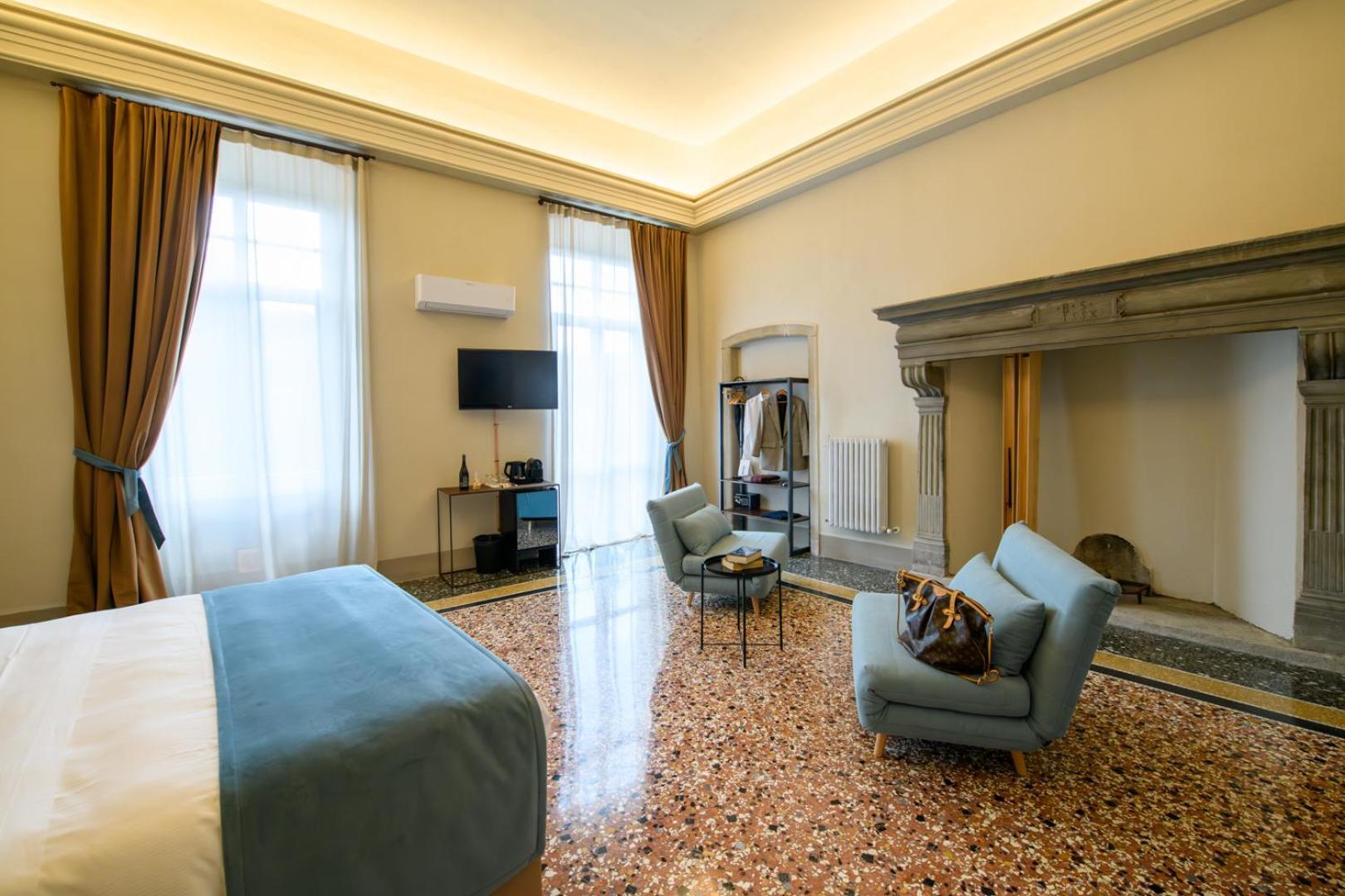 Palazzo Sertorio Suites Гави Екстериор снимка